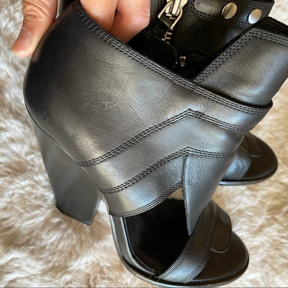 Camilla Skovgaard Leather Sandals Open Toe Block Heeled Steampunk Vampy 39.5 - Picture 5 of 13